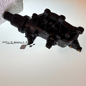 BOITIER SORTIE EAU RENAULT Pour Twingo 2RS